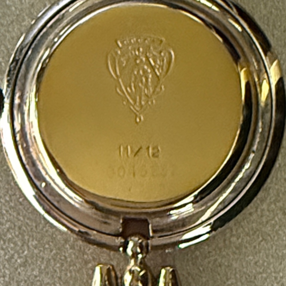 Gucci Women's Gold Watch with Pink Bezel and Bracelet Set - Picture 4 of 7